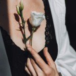 Como equilibrar maternidade e autocuidado