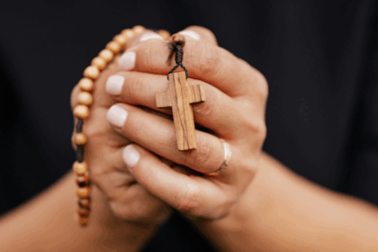 Orações e Afirmações para Fortalecer Mães Cansadas