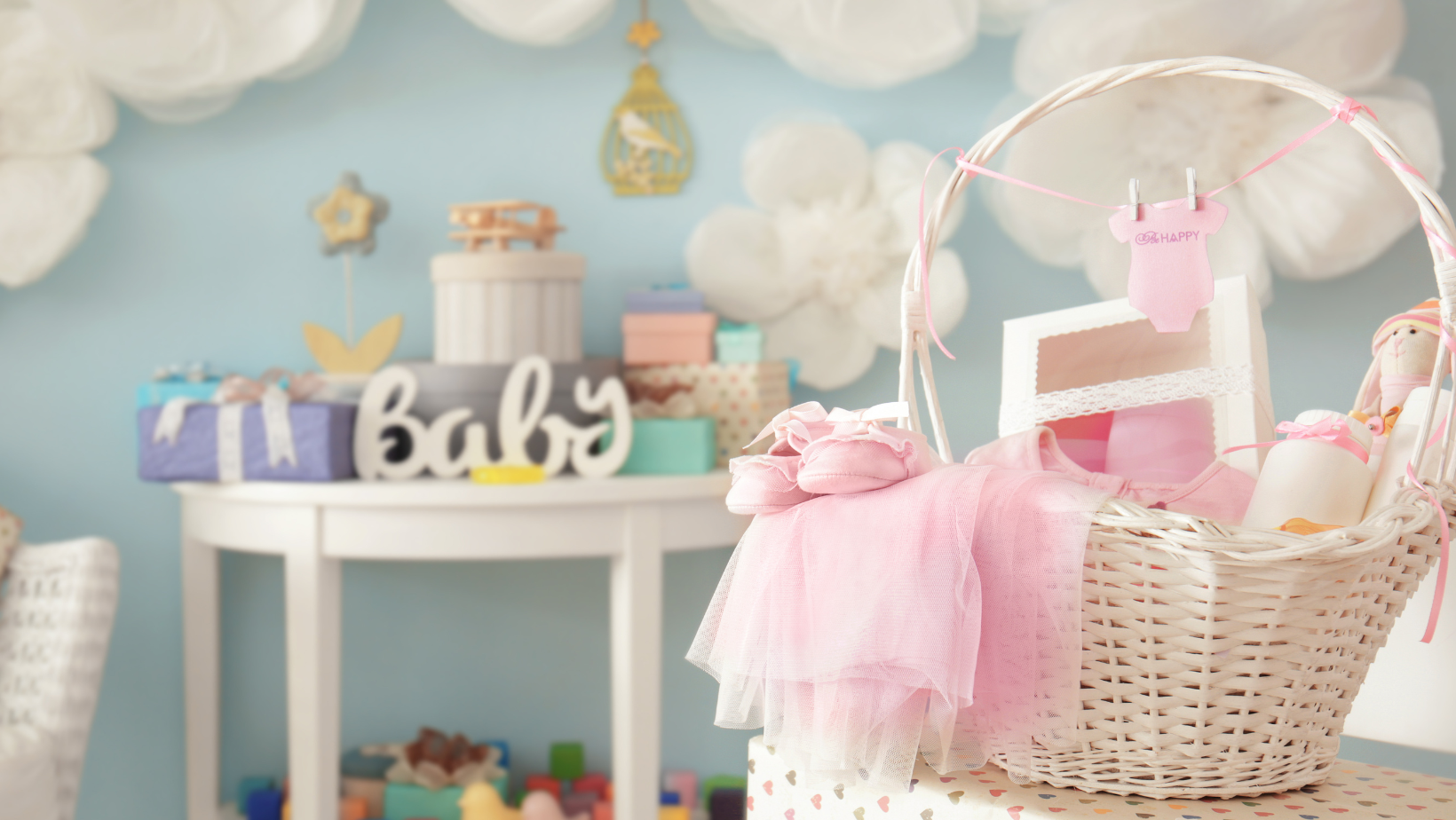 15 Brincadeiras Divertidas para Chá de Bebê