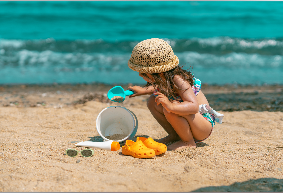 O que levar para a praia com criança e todos os cuidados necessários