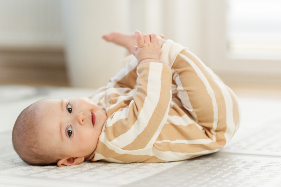 bebê de 5 meses